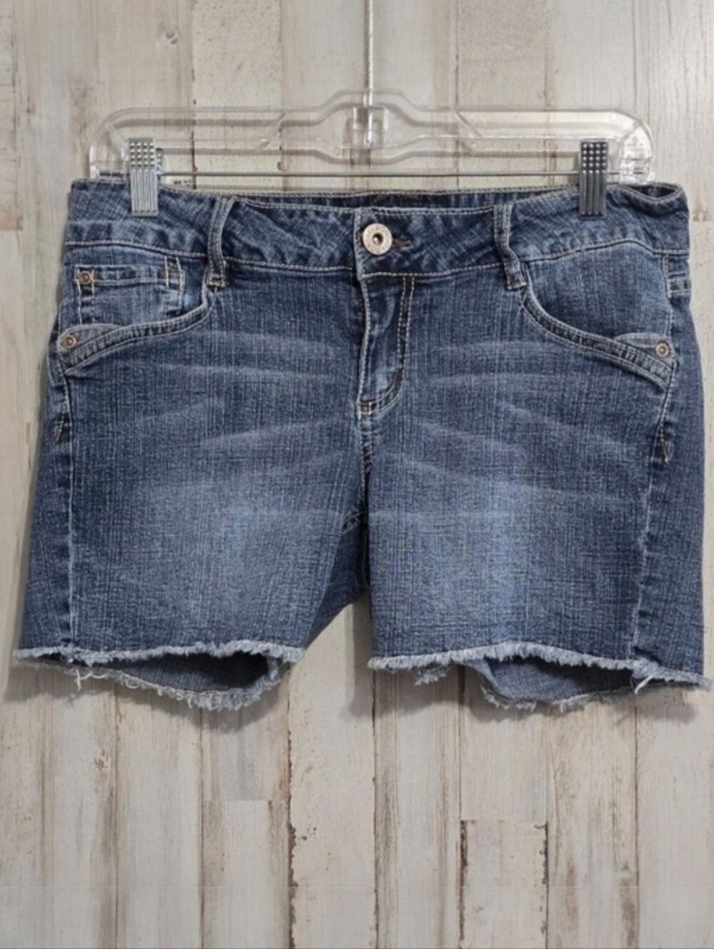 BONGO Blue Medium Wash Faded Low Rise Frayed Hem Ramie Jean Shorts Size 11